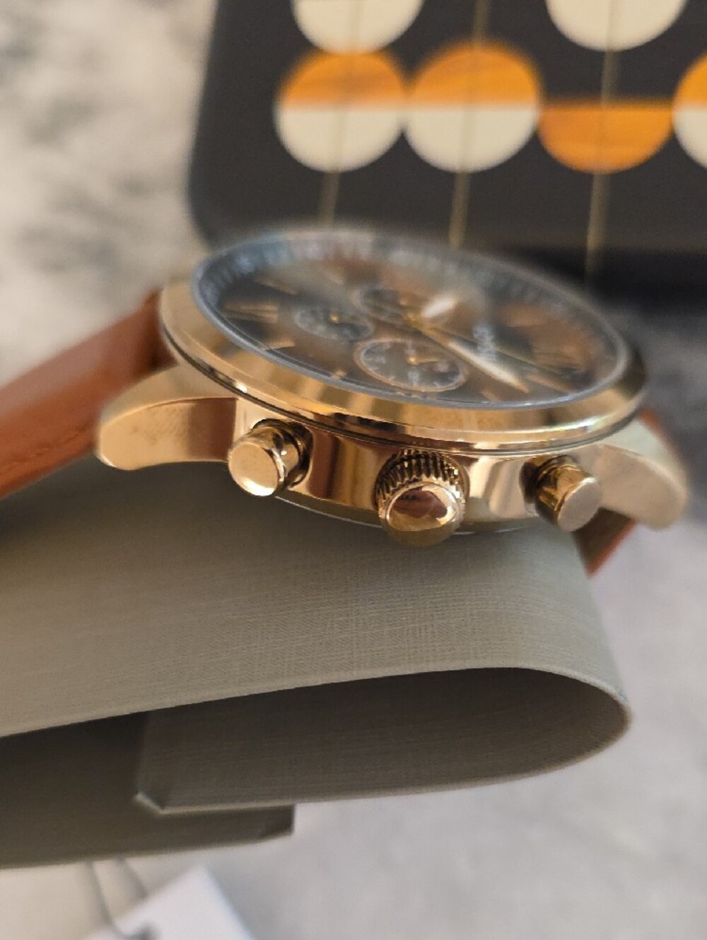 Men's Watch - Picture 4 of 11